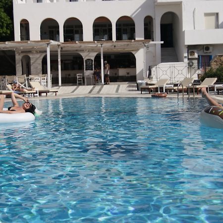 Armadoros Hotel / Ios Backpackers Chora Exterior foto